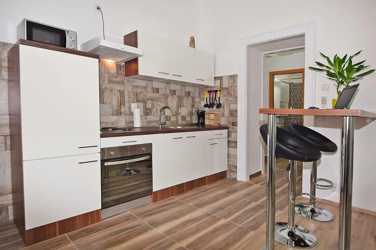 Apartment Nerea Pula 0*,  Croatia