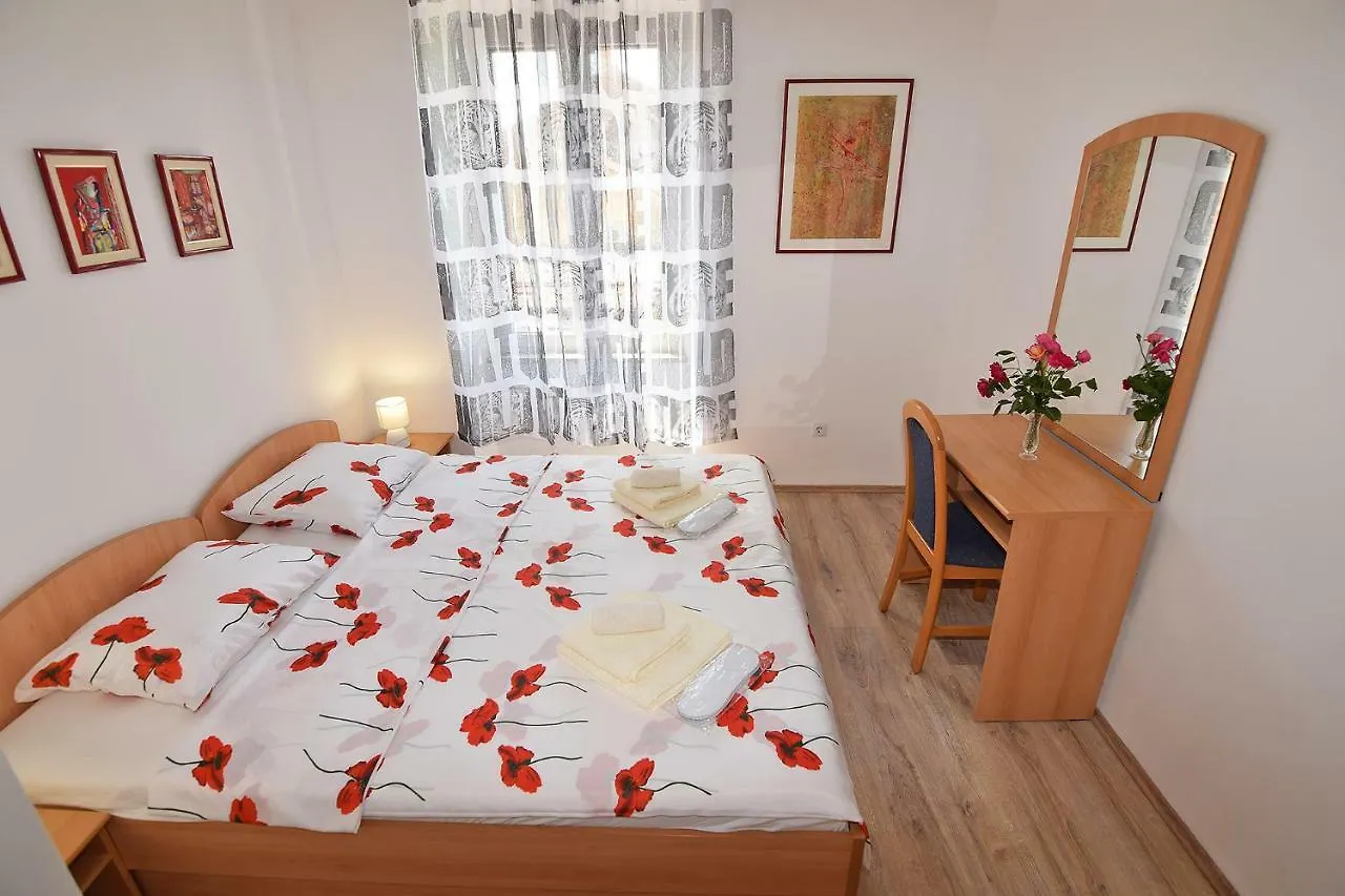 Apartment Nerea Pula